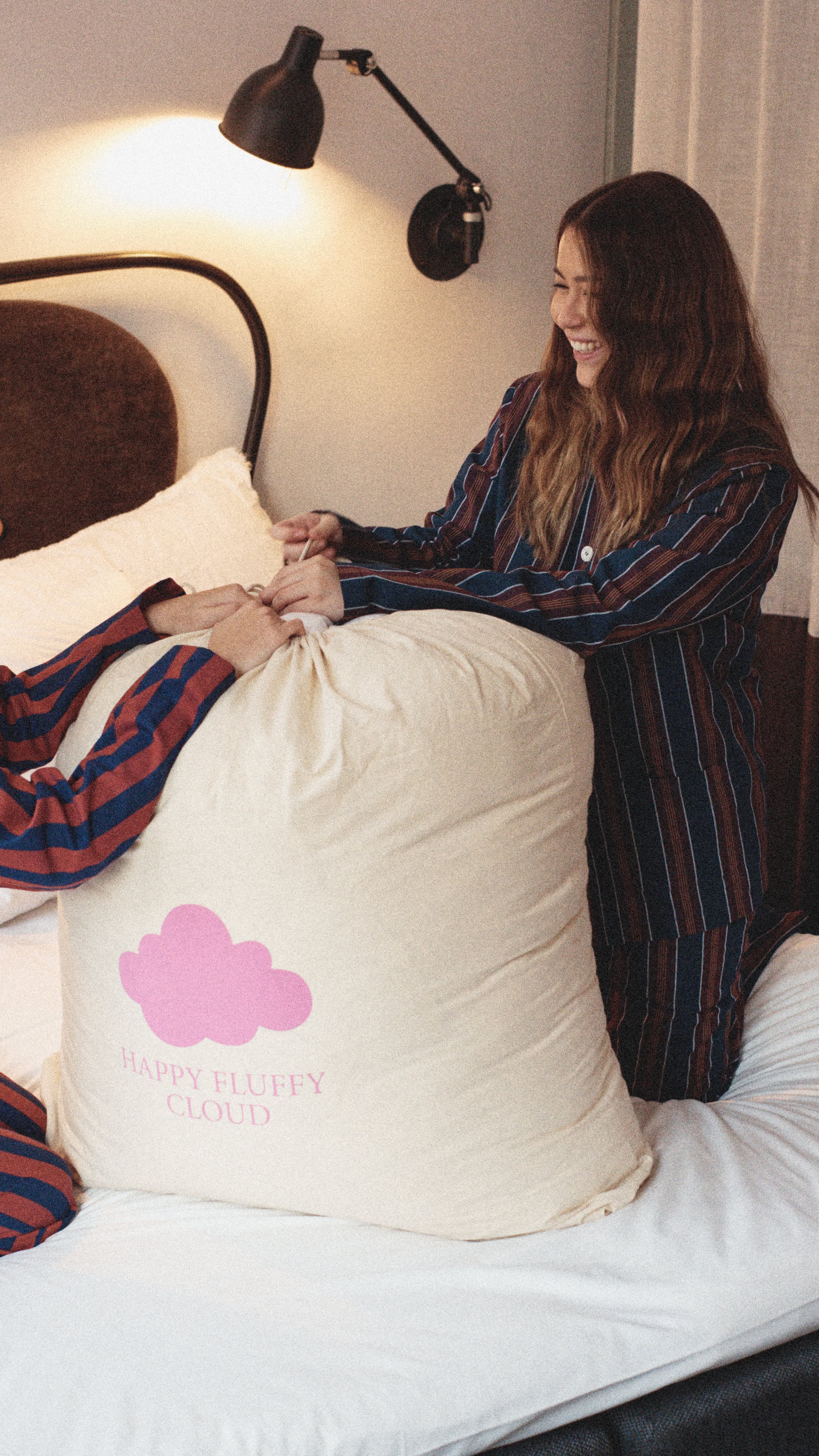 Capture the Christmas spirit with our bedding at the hotel @missclara