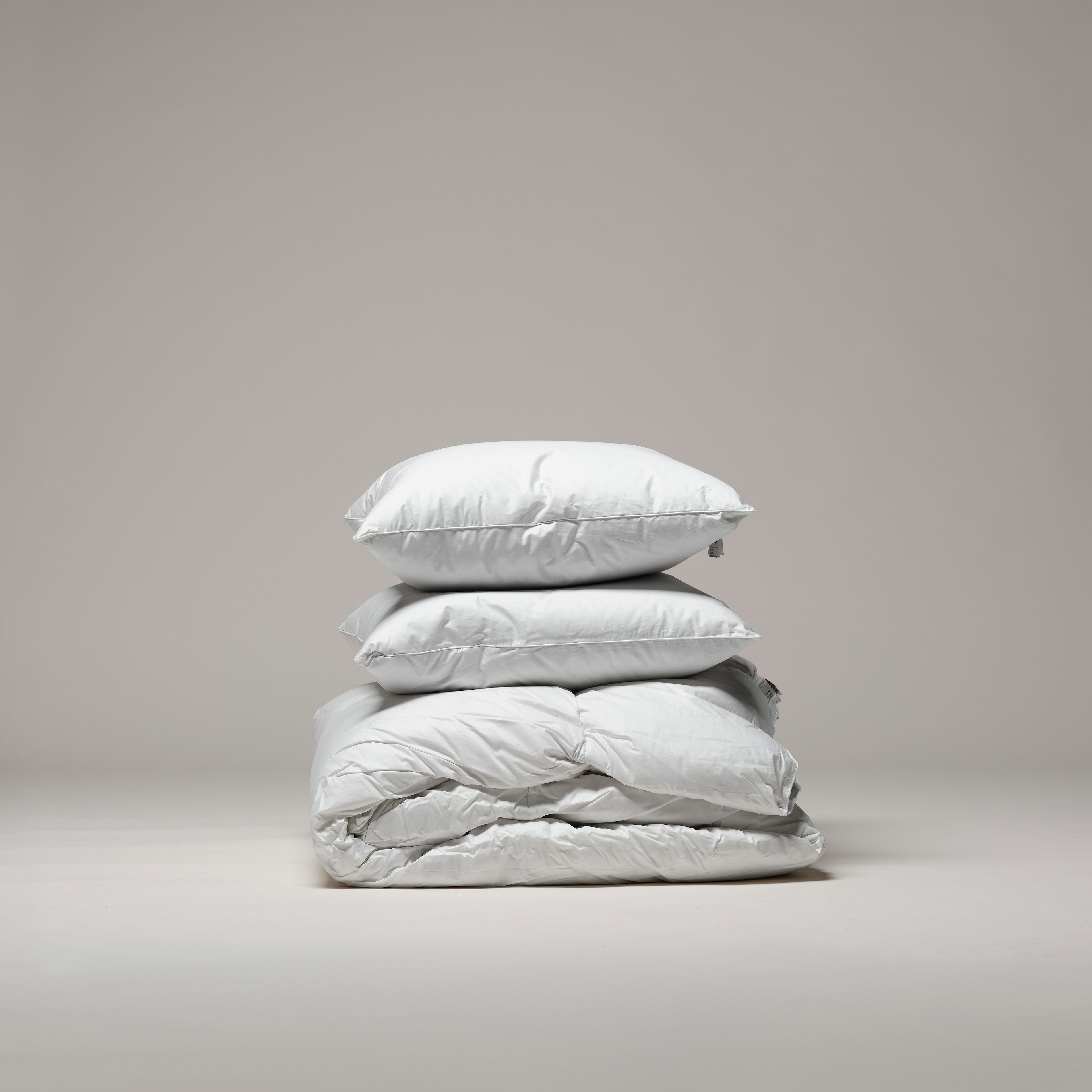 Package | 1 Double duvet + 2 Small pillows
